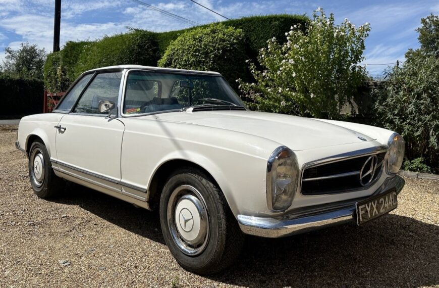 1965 Mercedes-Benz 230 SL Auto