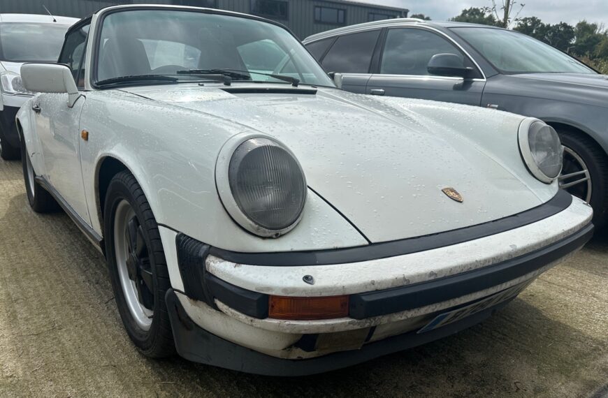 1985 Porsche 911 Carrera Cabriolet