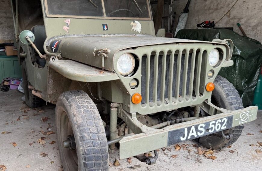 1957 Hotchkiss M201 Jeep