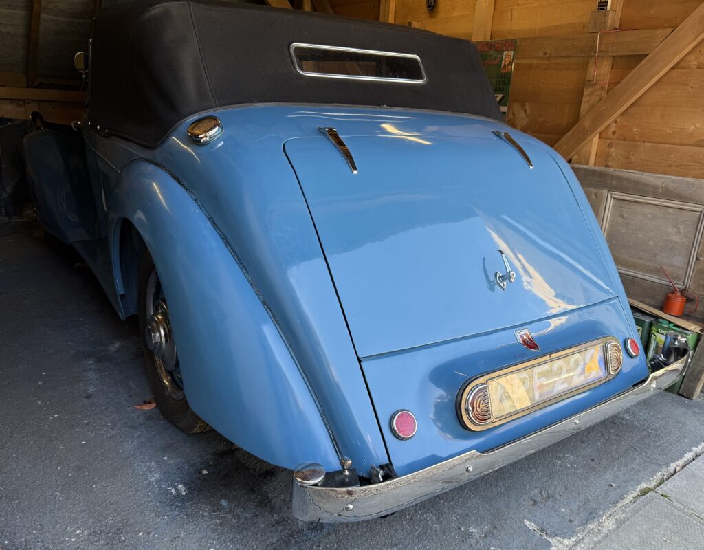 1946 Armstrong - Image 10