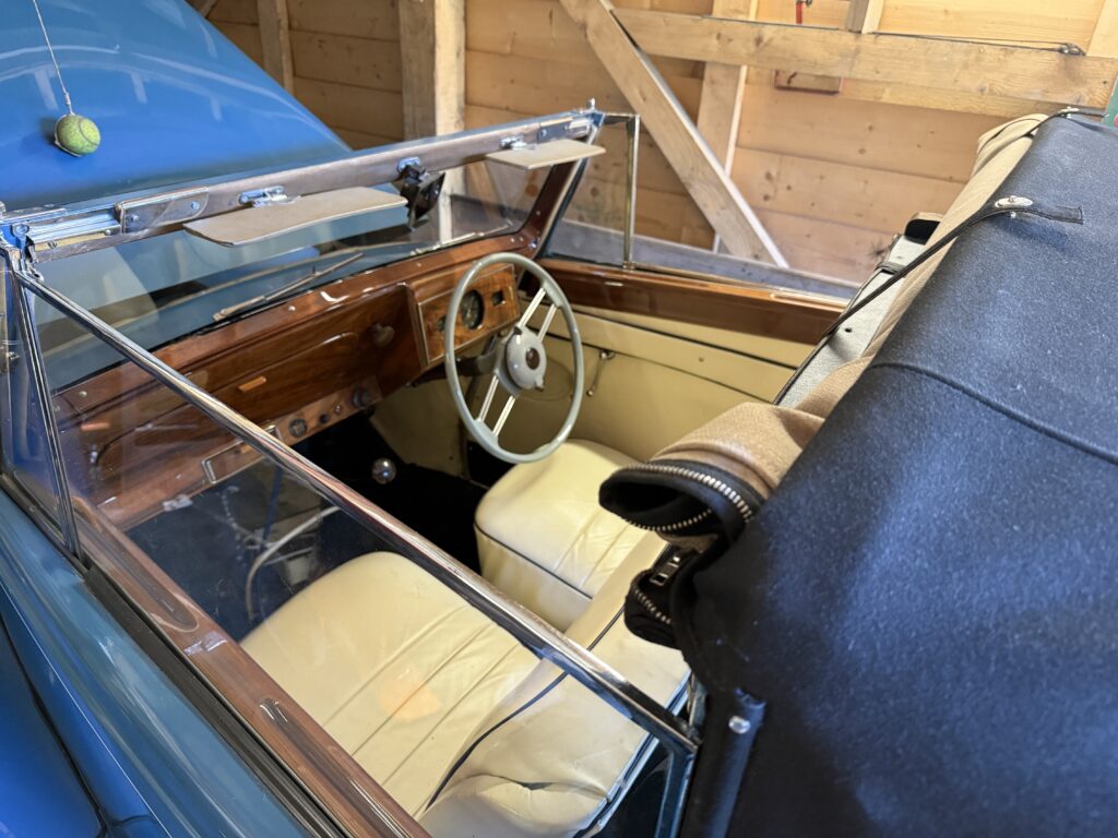 1946 Armstrong - Image 12